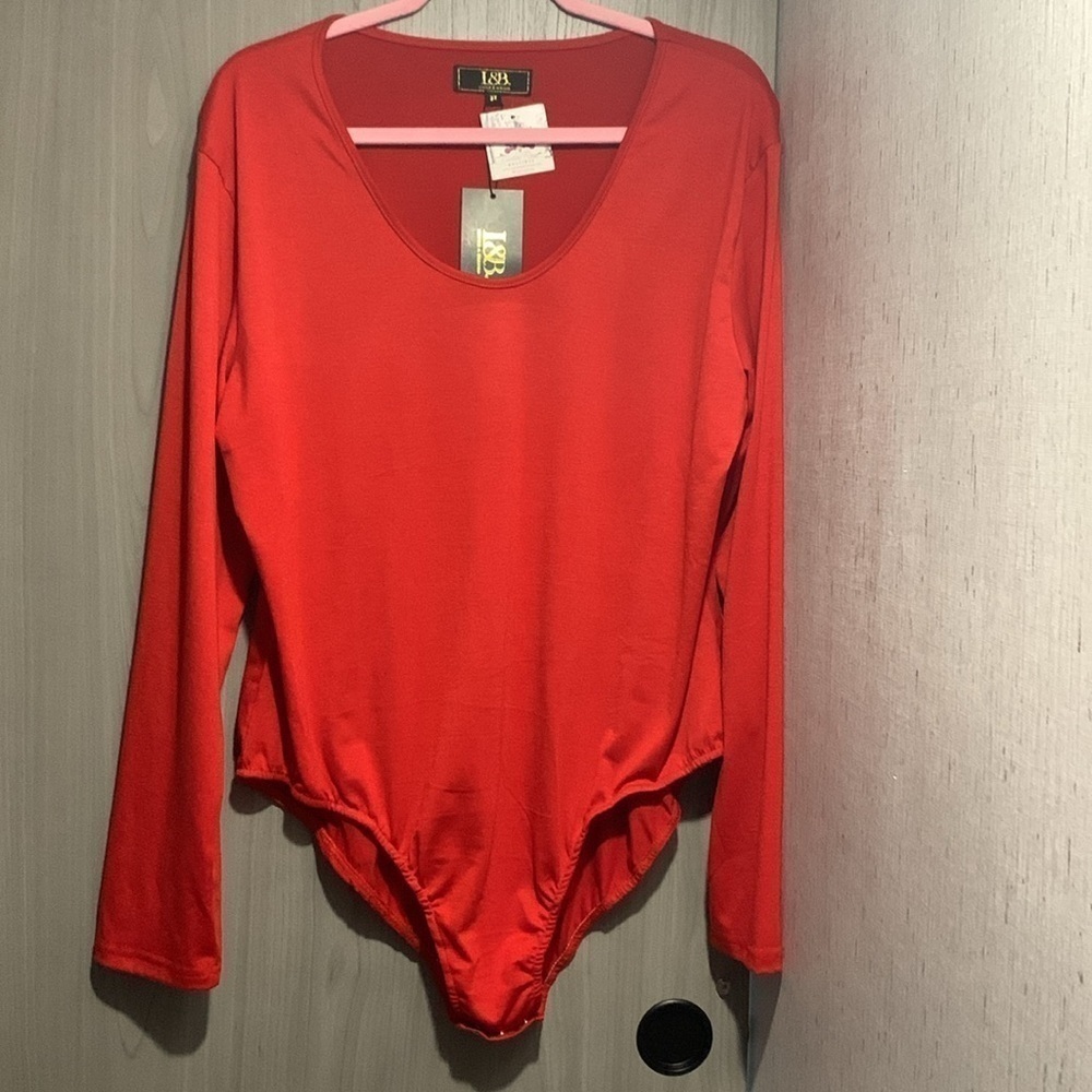 Lucky & Blessed L&B NWT Deep Red Scoop Neck Body Suit 3X 🔥
